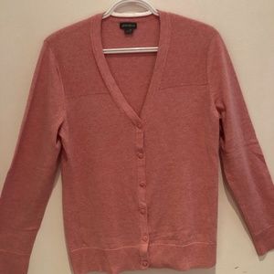 EUC Women’s Sweater size M